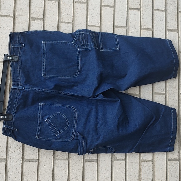 Carolina Plus Blues*Shorts - Picture 5 of 10